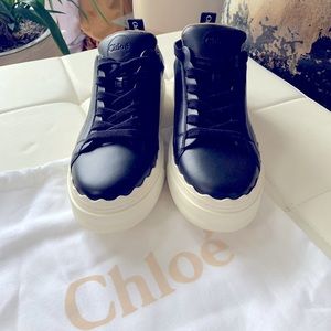 Chloe low top leather sneaker “ Lauren”